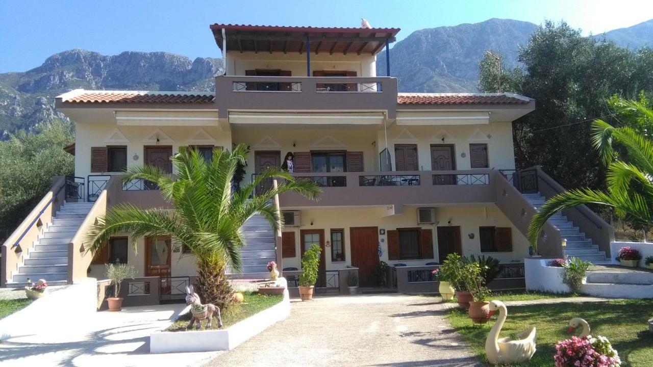 Mιχαλης Apartments Paramythía Exterior foto